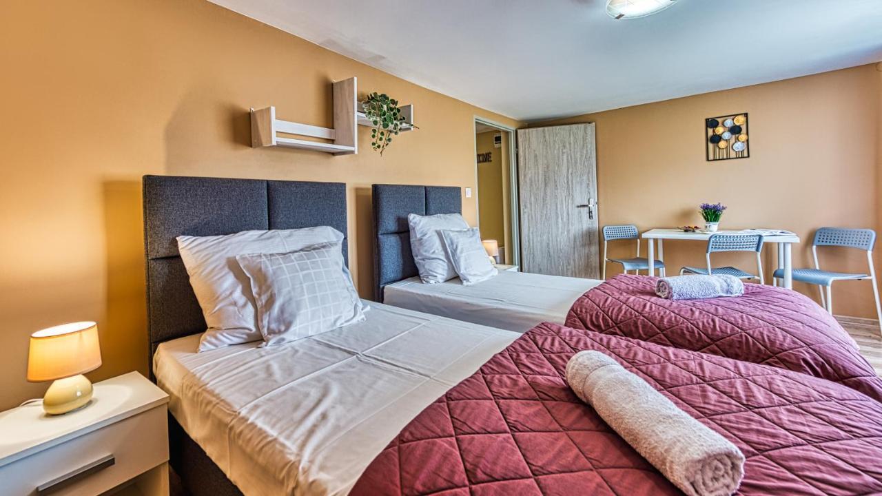 Maja Pokoje Z Widokiem Kameralna Agroturystyka Na Pogorzu Izerskim Z Sauna I Jacuzzi (Adults Only) Mirsk Exterior photo